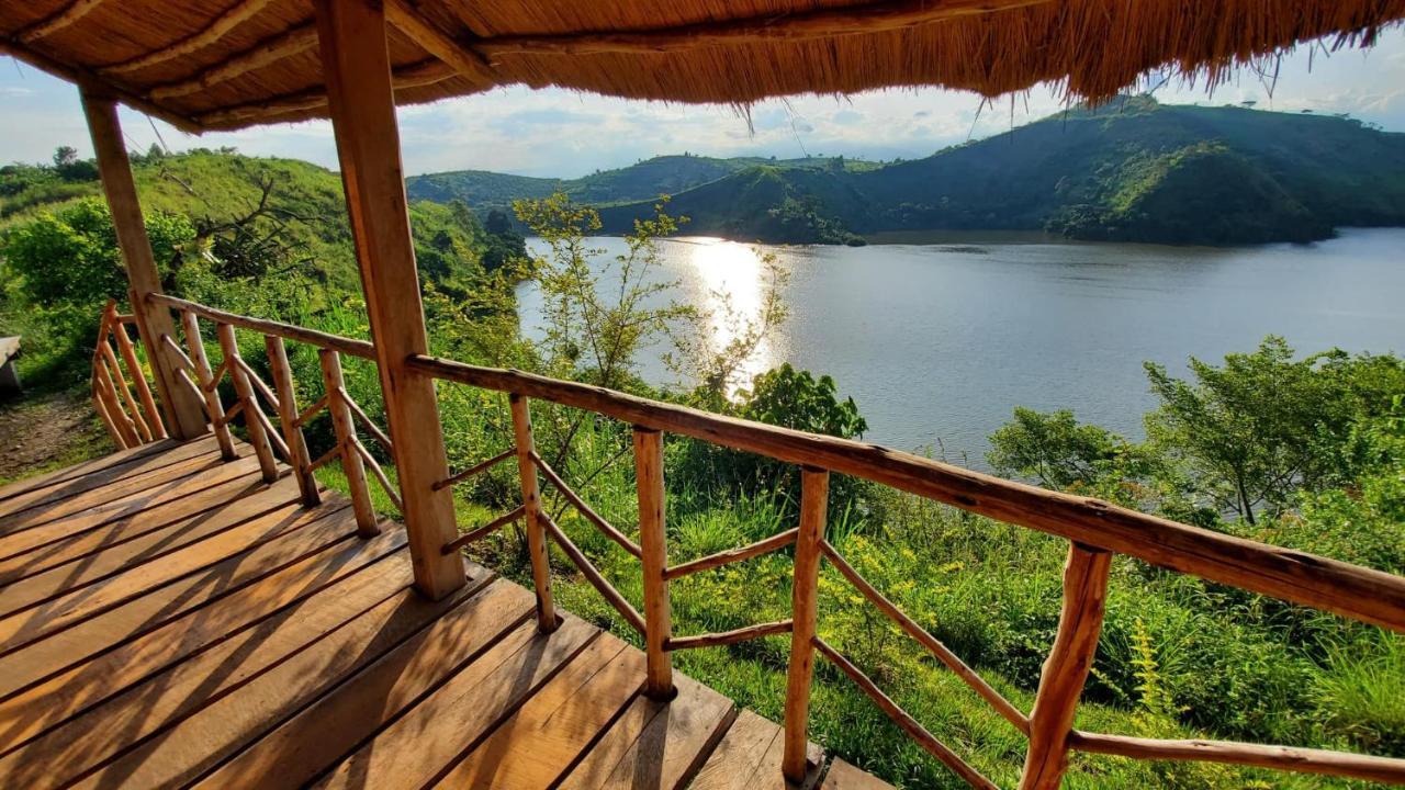 Mwamba Kelele Lodge Fort Portal Екстер'єр фото
