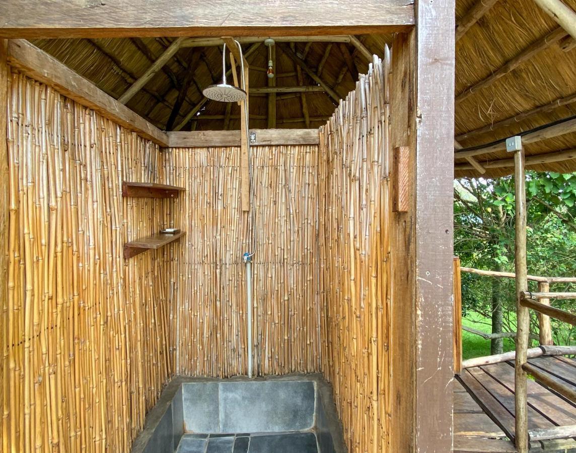 Mwamba Kelele Lodge Fort Portal Екстер'єр фото