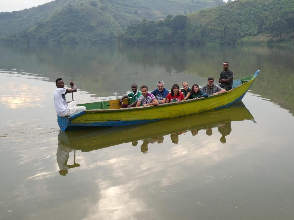 Mwamba Kelele Lodge Fort Portal Екстер'єр фото