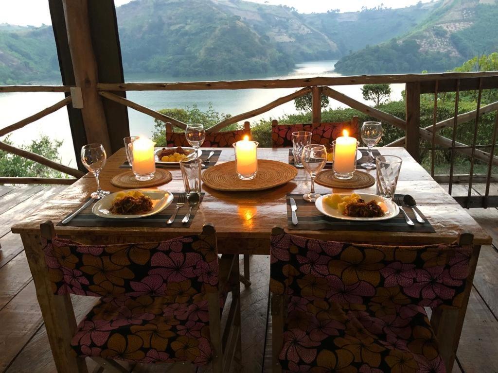 Mwamba Kelele Lodge Fort Portal Екстер'єр фото