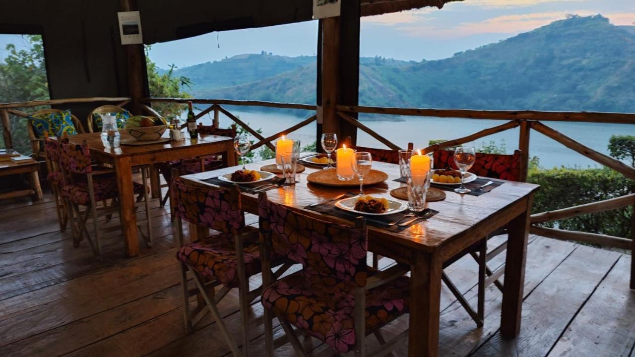 Mwamba Kelele Lodge Fort Portal Екстер'єр фото
