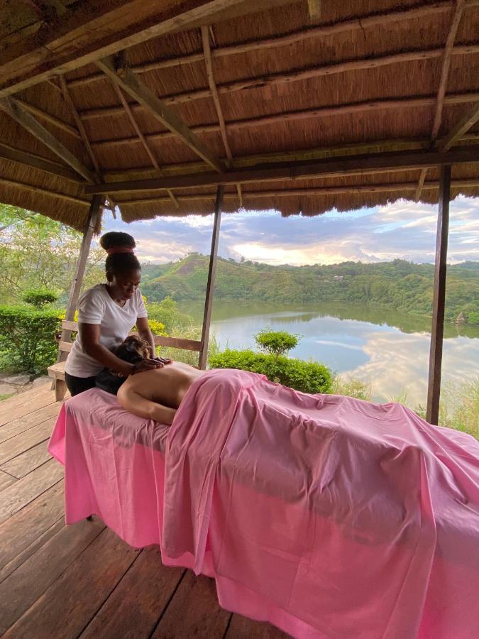 Mwamba Kelele Lodge Fort Portal Екстер'єр фото