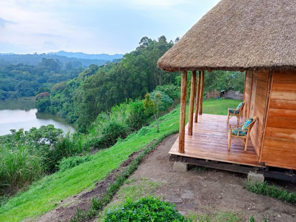 Mwamba Kelele Lodge Fort Portal Екстер'єр фото