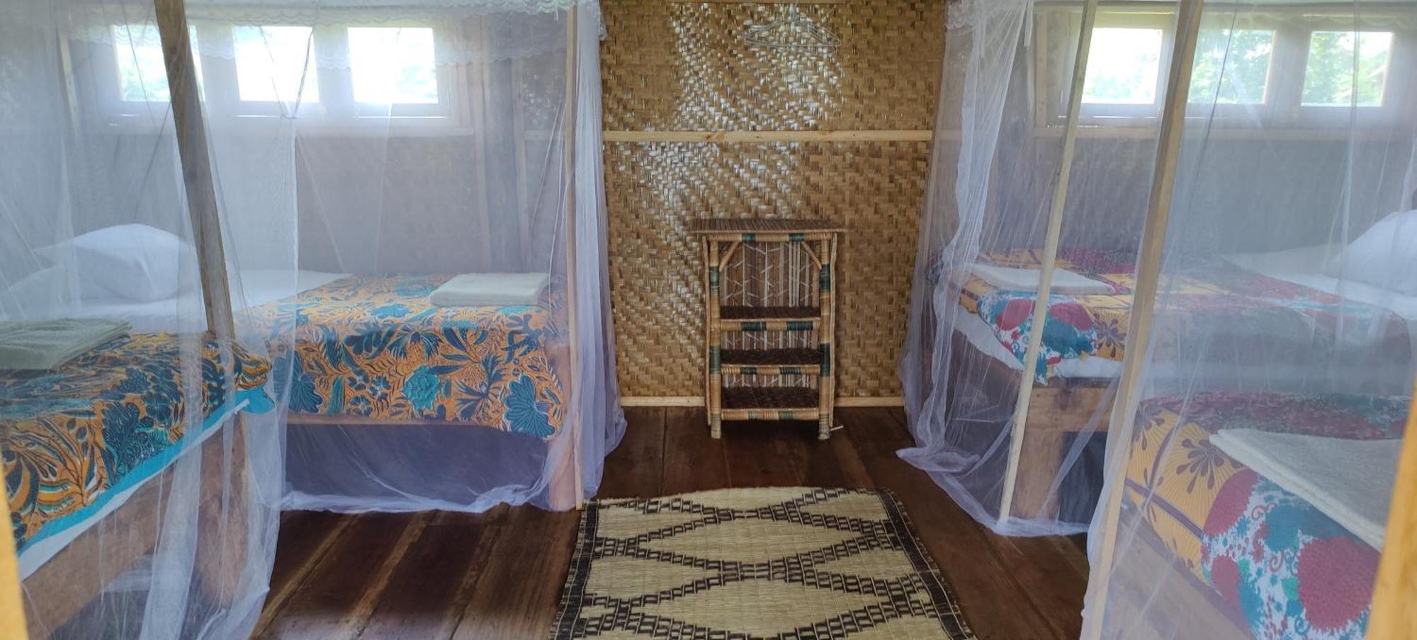 Mwamba Kelele Lodge Fort Portal Екстер'єр фото