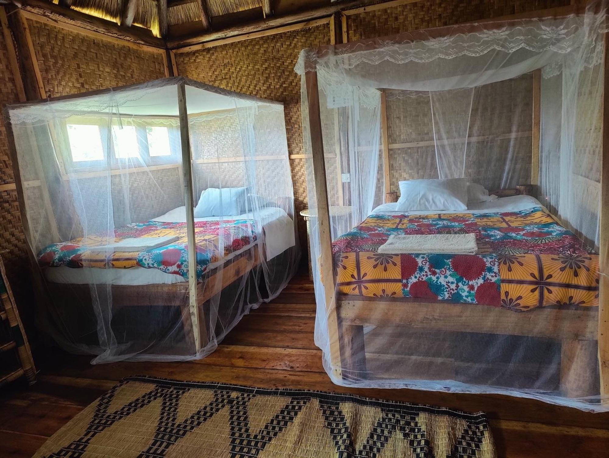 Mwamba Kelele Lodge Fort Portal Екстер'єр фото