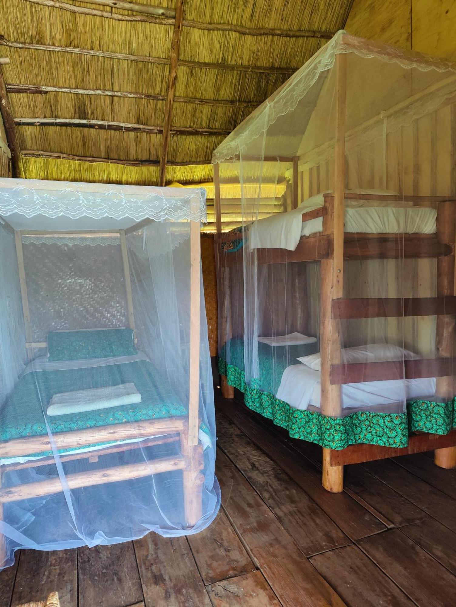 Mwamba Kelele Lodge Fort Portal Екстер'єр фото